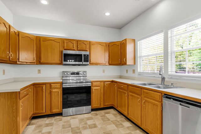 113 Waddington Trace, Goose Creek, SC 29445