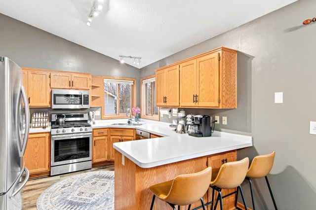 1677 124th Avenue NE, Blaine, MN 55449