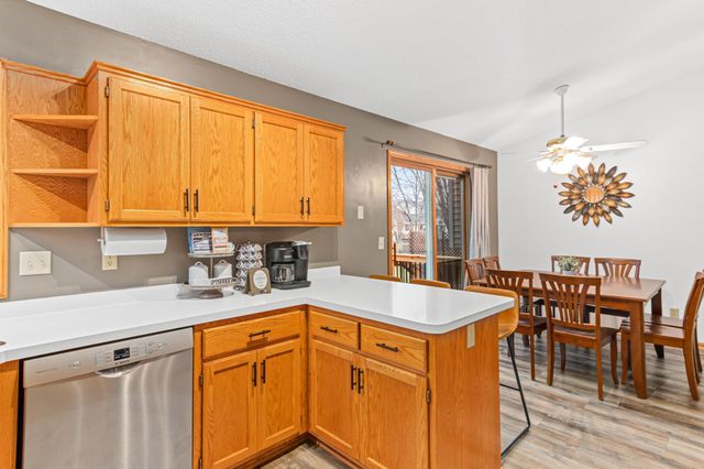 1677 124th Avenue NE, Blaine, MN 55449