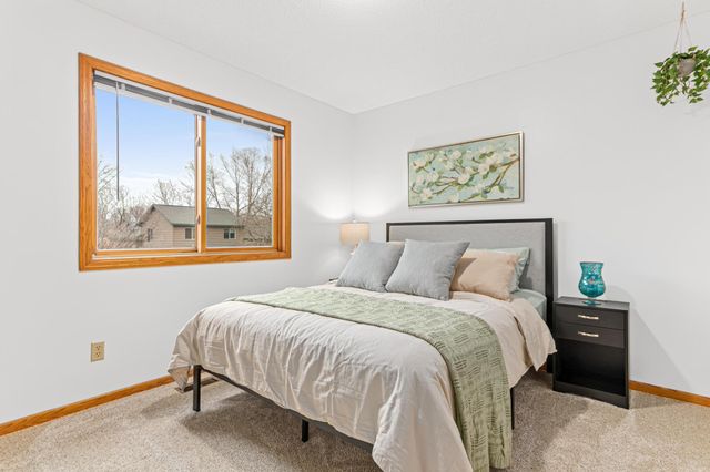 1677 124th Avenue NE, Blaine, MN 55449