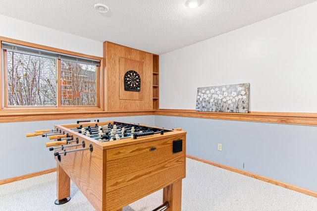 1677 124th Avenue NE, Blaine, MN 55449