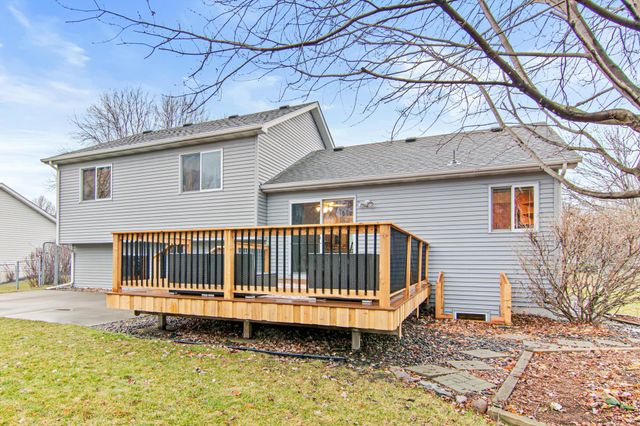 1677 124th Avenue NE, Blaine, MN 55449