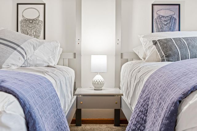 1677 124th Avenue NE, Blaine, MN 55449