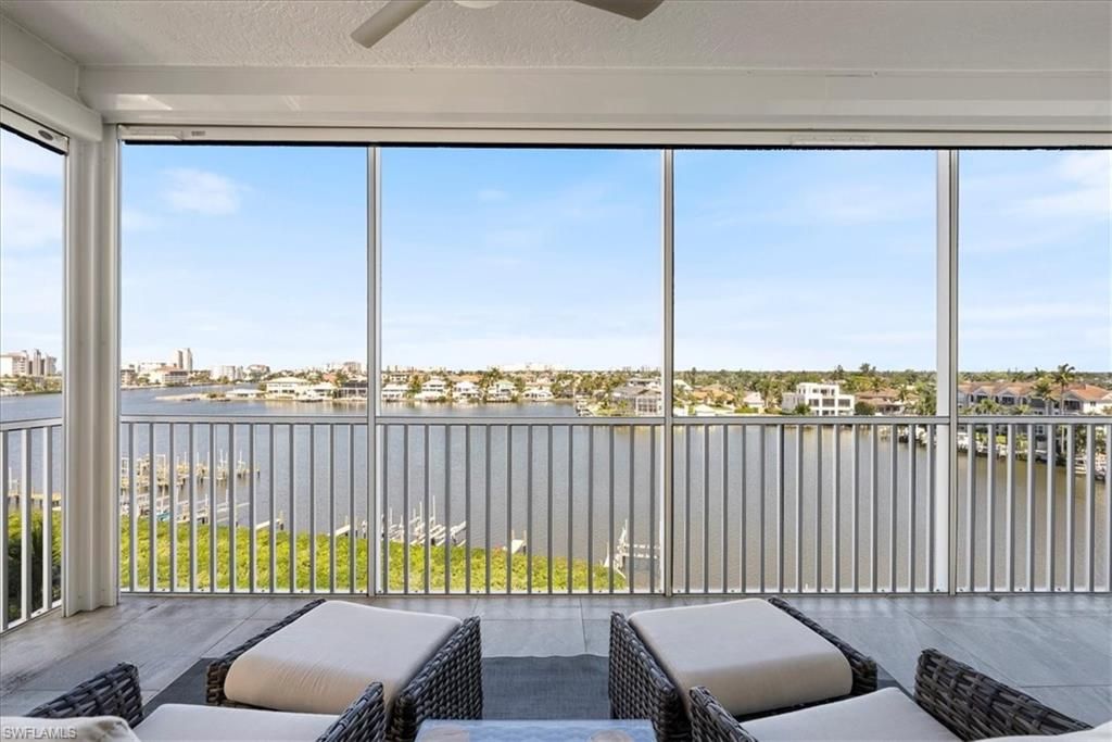 410 Flagship DR 601, NAPLES, FL 34108 — photo 2