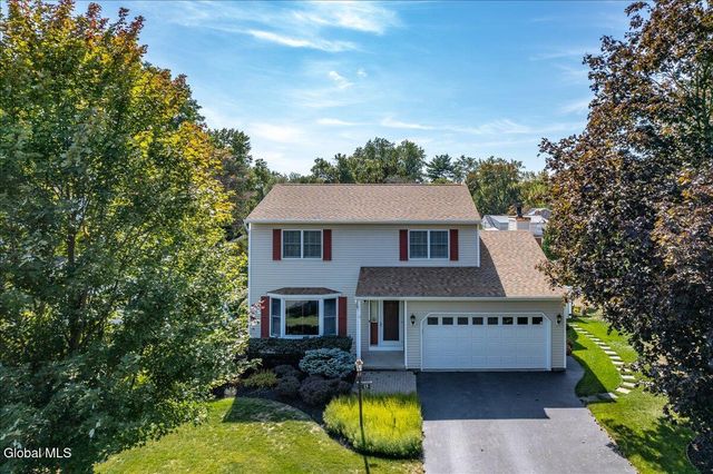 15 Frances Lane, Bethlehem, NY 12203