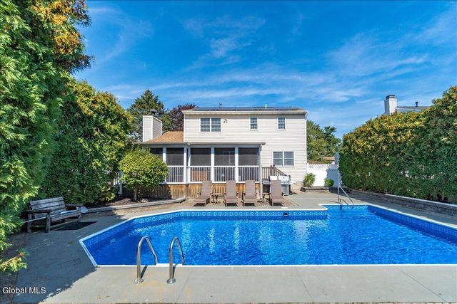 15 Frances Lane, Bethlehem, NY 12203