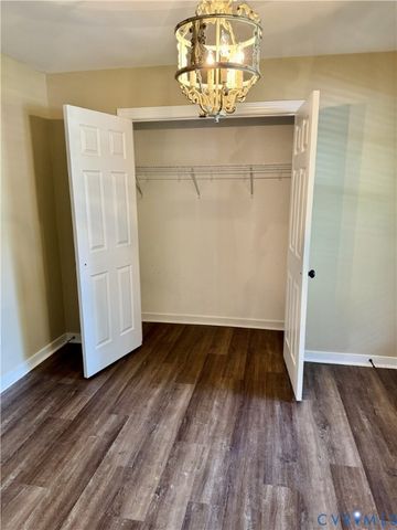 11713 Leiden Ln, Midlothian, VA 23112