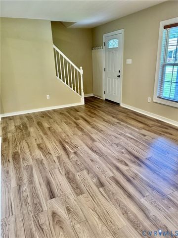 11713 Leiden Ln, Midlothian, VA 23112