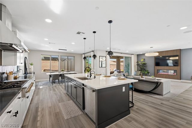 11966 Rockview Point Street, Las Vegas, NV 89138