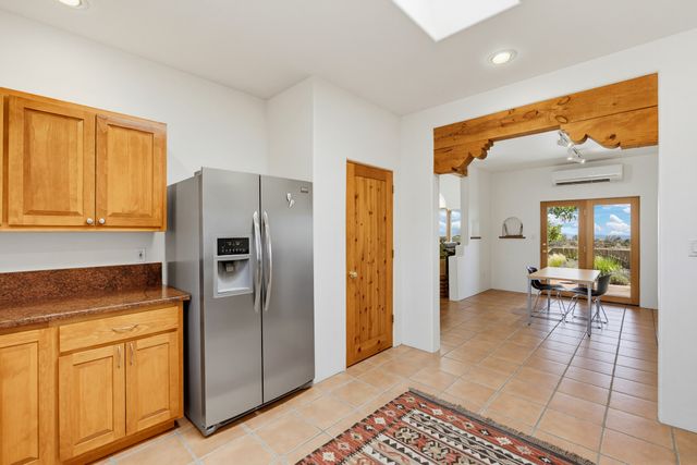 11 Descanso Road, Santa Fe, NM 87508