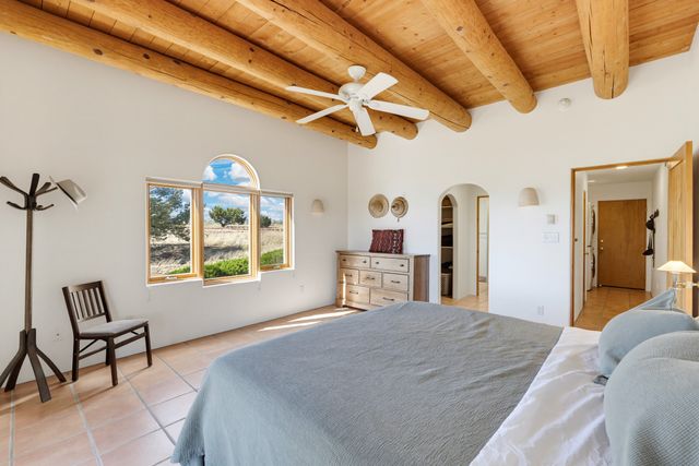 11 Descanso Road, Santa Fe, NM 87508