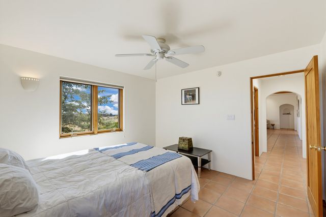 11 Descanso Road, Santa Fe, NM 87508