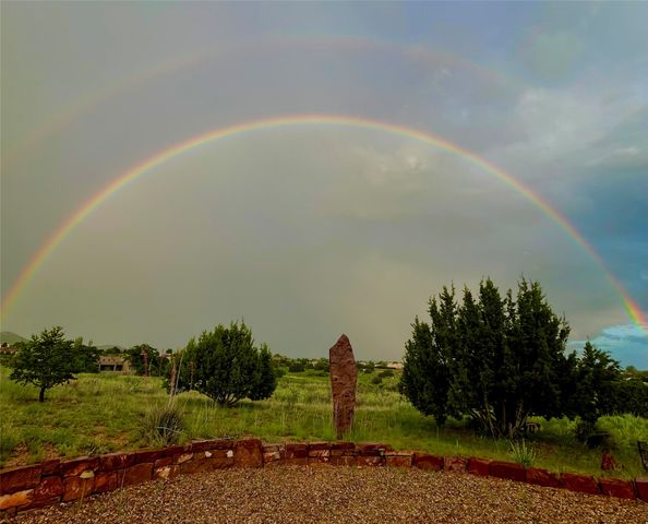 11 Descanso Road, Santa Fe, NM 87508