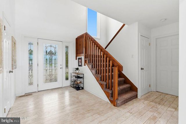 180 COUNTRY CLUB BLVD, Tuckerton, NJ 08087