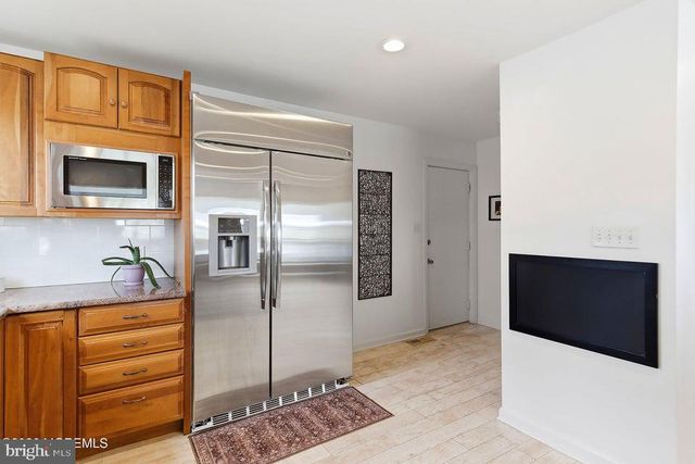 180 COUNTRY CLUB BLVD, Tuckerton, NJ 08087