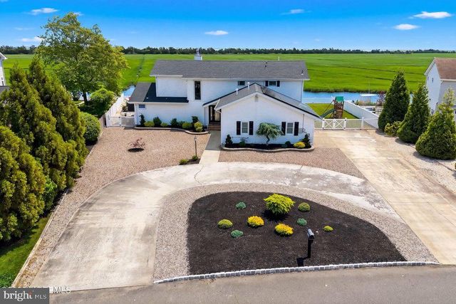 180 COUNTRY CLUB BLVD, Tuckerton, NJ 08087