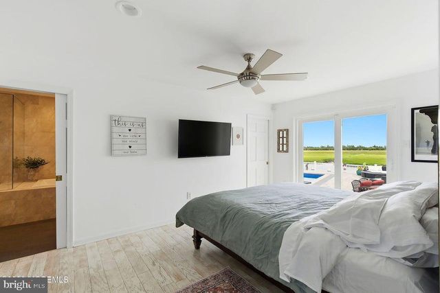 180 COUNTRY CLUB BLVD, Tuckerton, NJ 08087