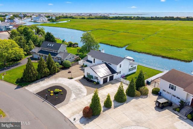 180 COUNTRY CLUB BLVD, Tuckerton, NJ 08087