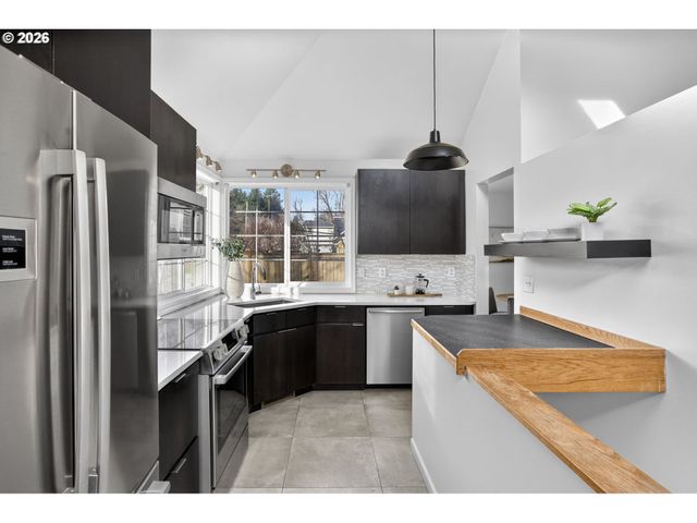 7343 N HURST Ave, Portland, OR 97203