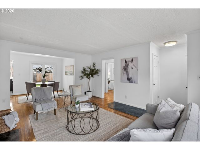 7343 N HURST Ave, Portland, OR 97203