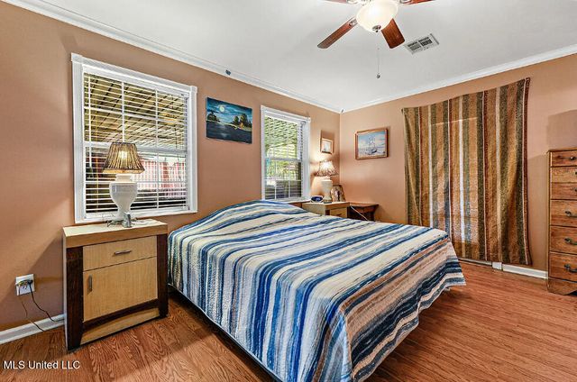 1540 Waveland Avenue, Waveland, MS 39576