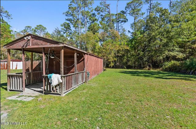 1540 Waveland Avenue, Waveland, MS 39576