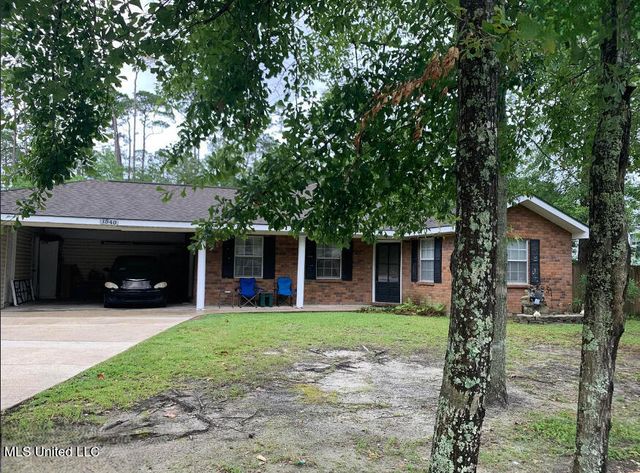 1540 Waveland Avenue, Waveland, MS 39576