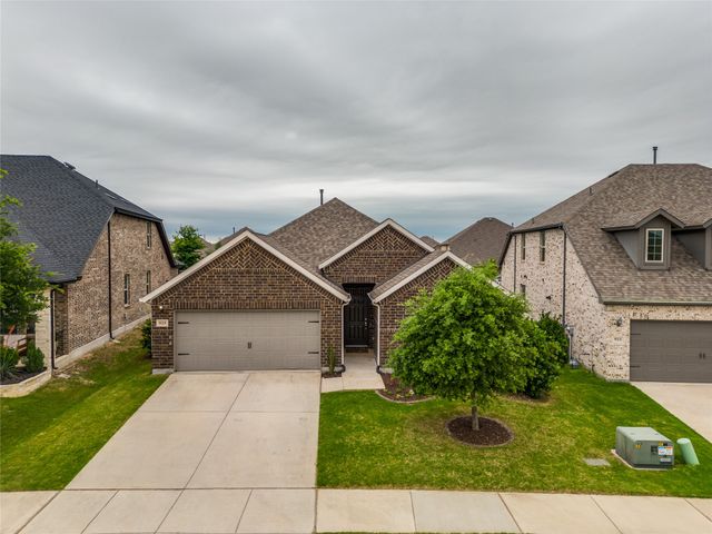 925 Royal Lane, Celina, TX 75009