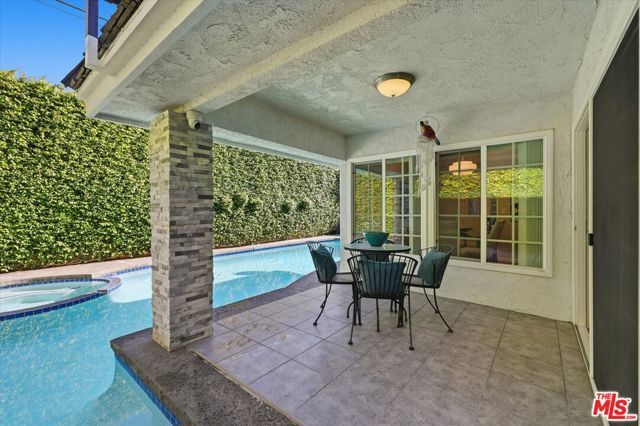 3010 Stoner Avenue, Los Angeles, CA 90066