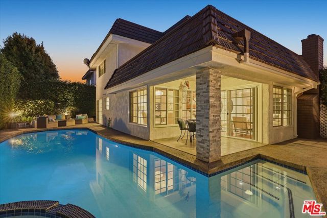 3010 Stoner Avenue, Los Angeles, CA 90066