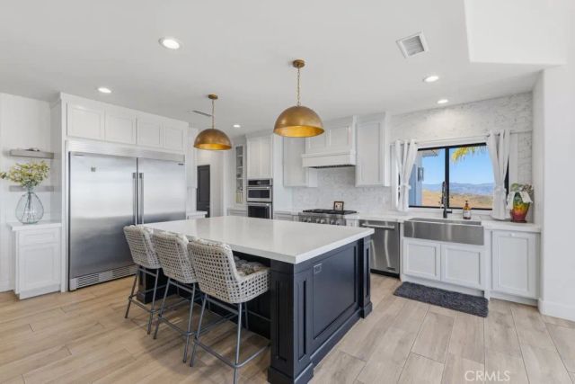 30931 Blackhorse, Canyon Lake, CA 92587