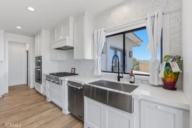 30931 Blackhorse, Canyon Lake, CA 92587