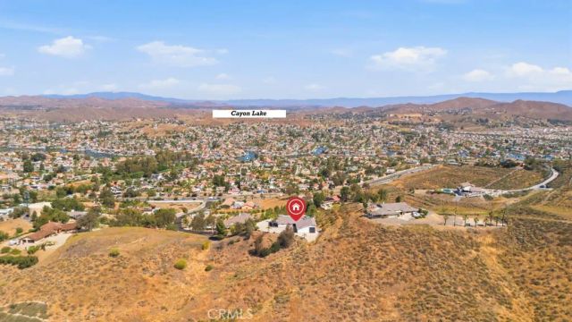 30931 Blackhorse, Canyon Lake, CA 92587