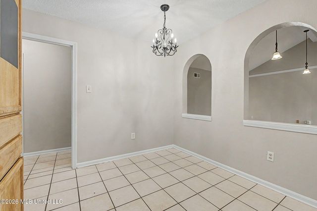 8432 Southernwood Cove, Southaven, MS 38671