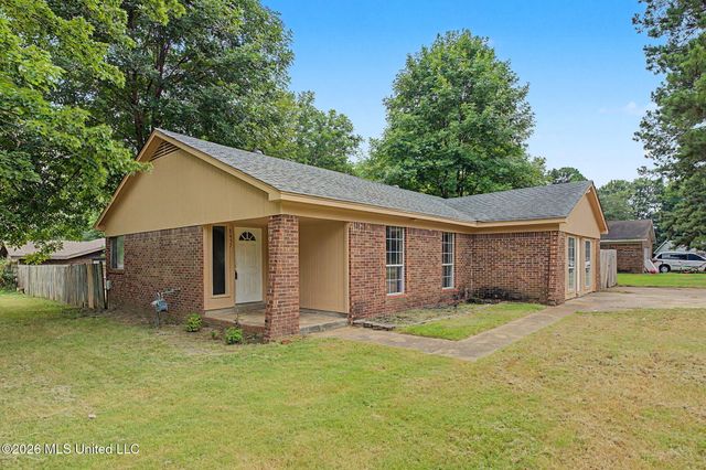 8432 Southernwood Cove, Southaven, MS 38671