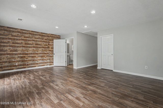 8432 Southernwood Cove, Southaven, MS 38671