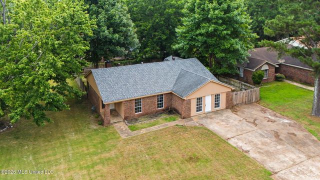 8432 Southernwood Cove, Southaven, MS 38671