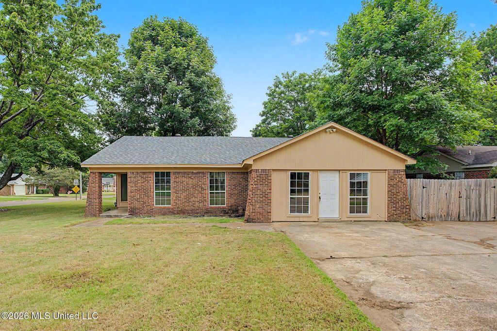 8432 Southernwood Cove, Southaven, MS 38671