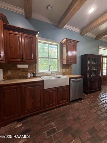 2089 Main Highway, Arnaudville, LA 70512