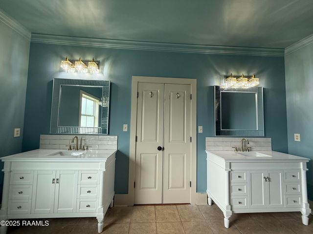 2089 Main Highway, Arnaudville, LA 70512