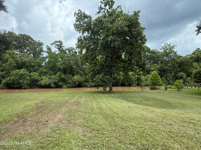 2089 Main Highway, Arnaudville, LA 70512