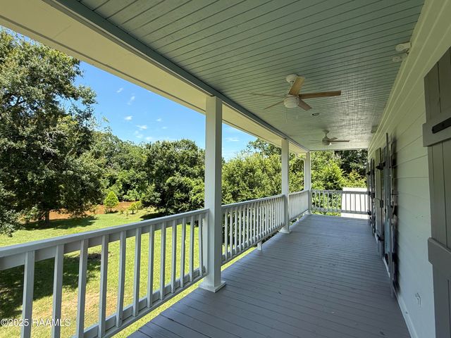 2089 Main Highway, Arnaudville, LA 70512