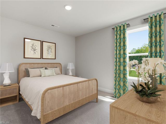 2110 Wentworth XING, Smithfield, VA 23430