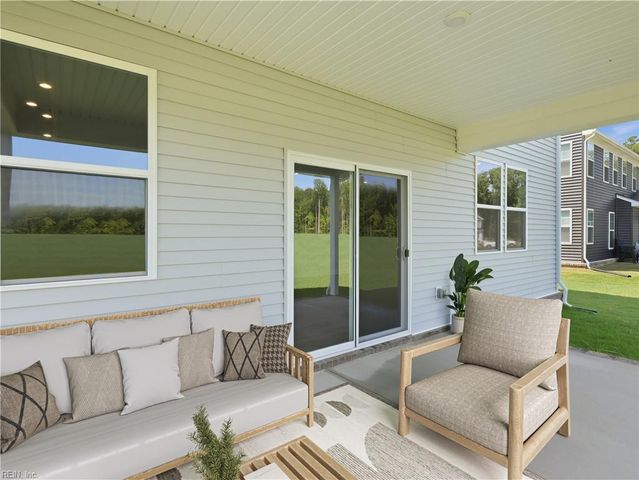 2110 Wentworth XING, Smithfield, VA 23430