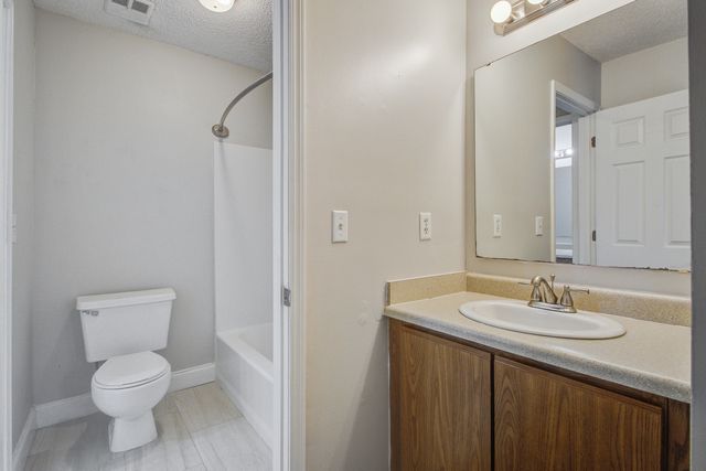 8016 Thelen Street, North Charleston, SC 29406