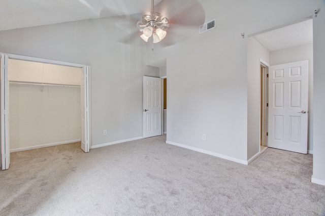 8016 Thelen Street, North Charleston, SC 29406