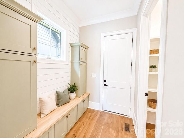 4828 Walker Road, Charlotte, NC 28211