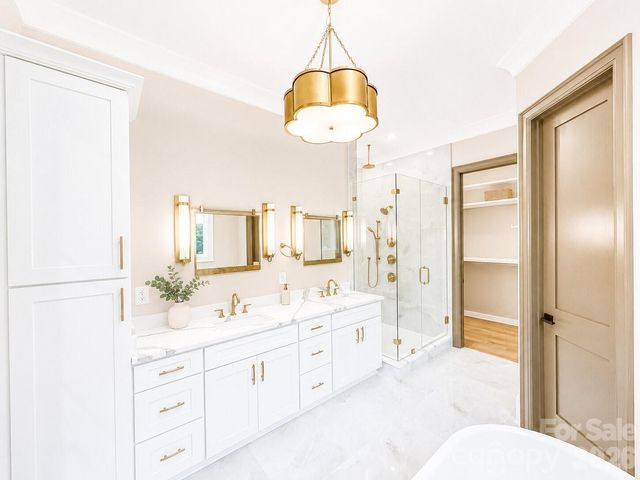 4828 Walker Road, Charlotte, NC 28211