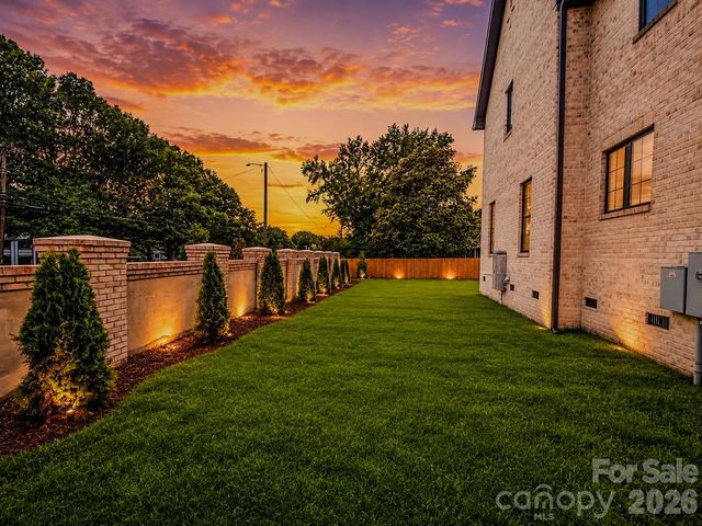 4828 Walker Road, Charlotte, NC 28211