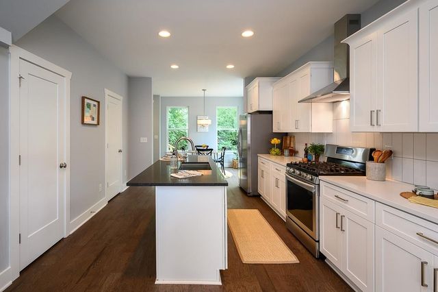 704 Tral St, Nashville, TN 37208